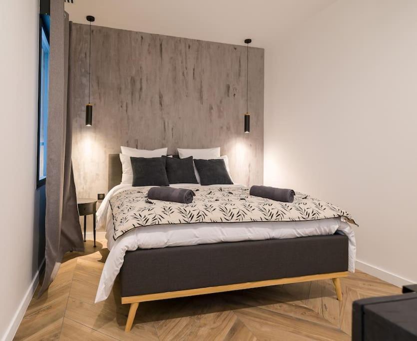 D'exception En Centre Sur Quai Apartment